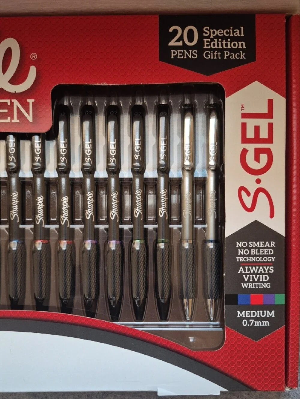 NIB Sharpie S-Gel Medium Point 0.7mm Gel Pens - 20 Count Gift Pack